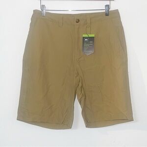 REI men’s burlap UPF 50 the adventure quick drying khaki tan shorts
